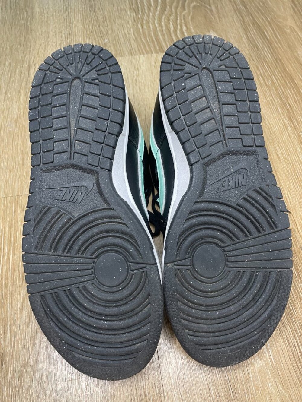 Nike By You Dunk Lows Black and Mint Green Size 5.5 US - Picture 5 of 11